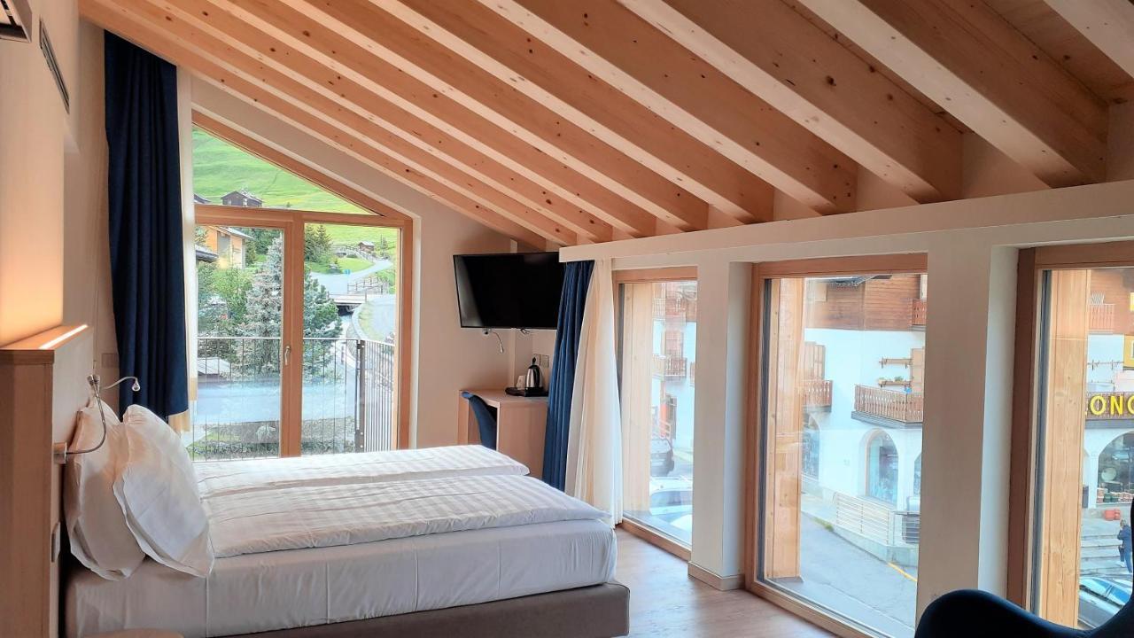 Family Room Balcony