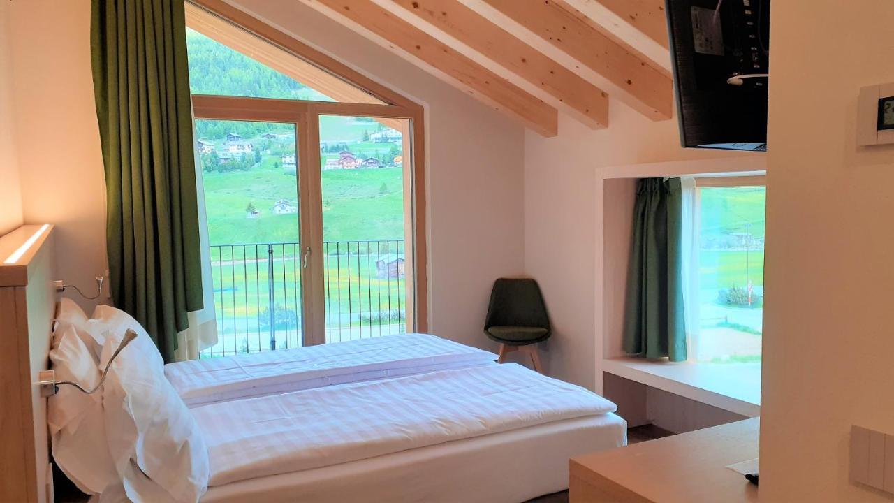 Double Room Mountain View