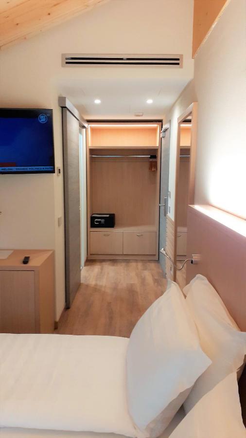 Double Room Mountain View