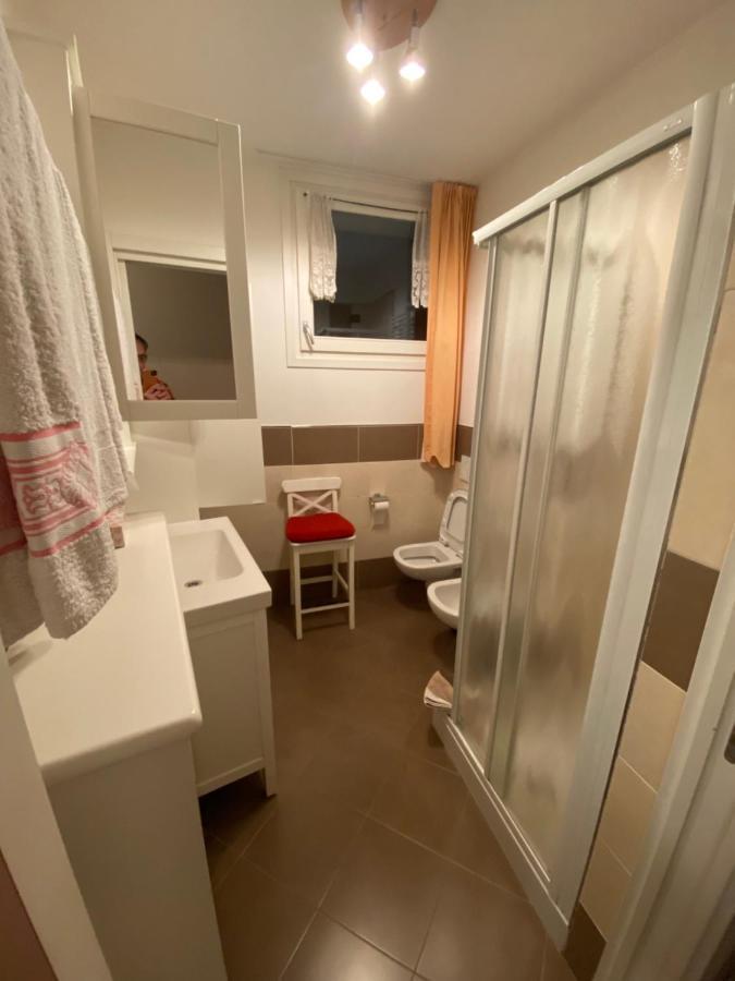 Standard Two-Bedroom Apartment Basement,1184473939:JPEG