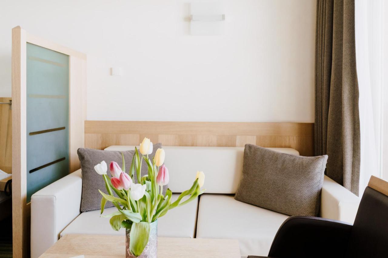 Double Room Mountain View