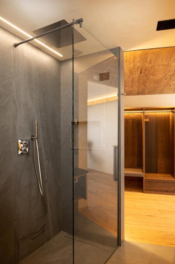 Deluxe Double or Twin Room Balcony