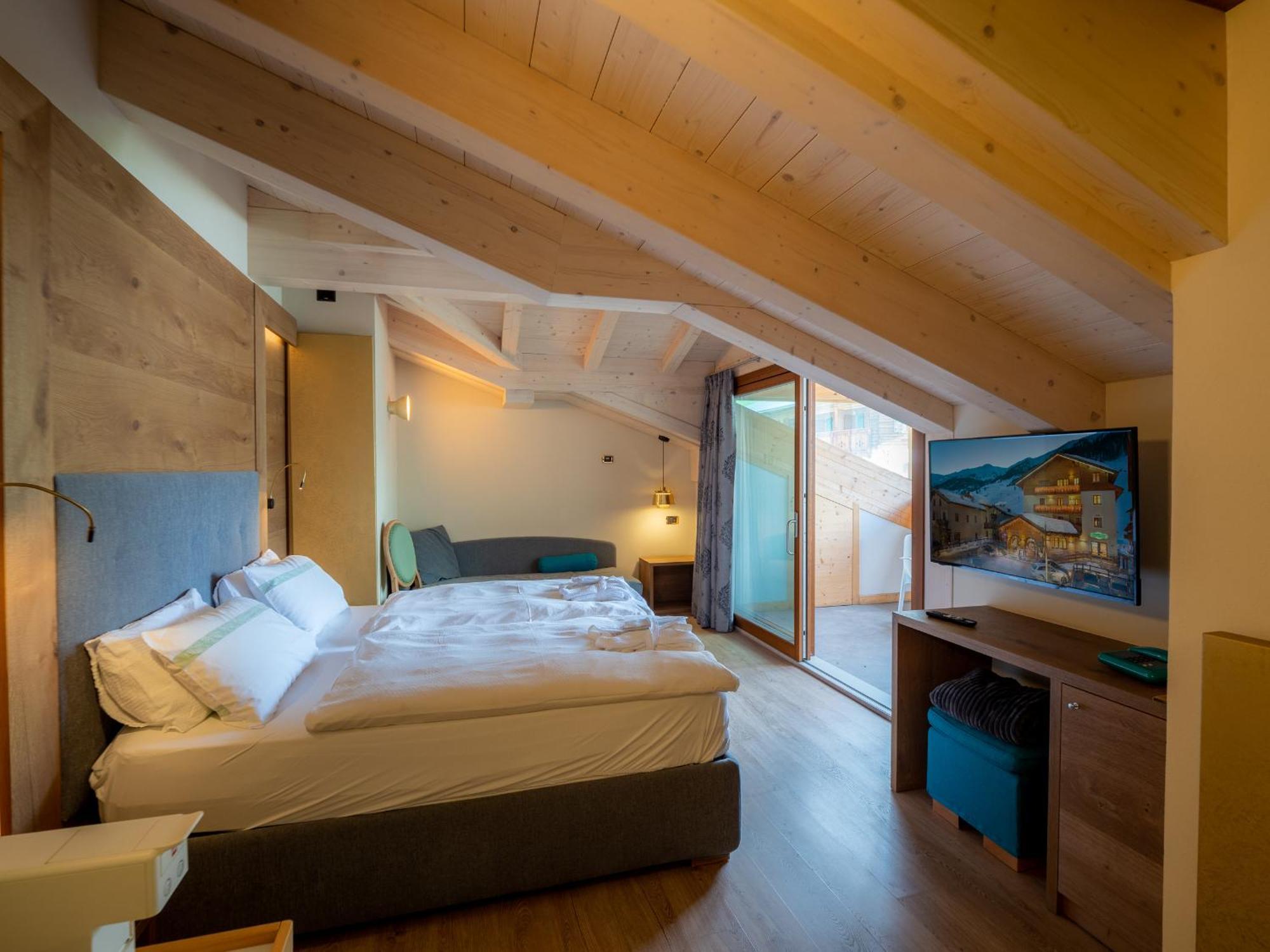 Deluxe Junior Suite