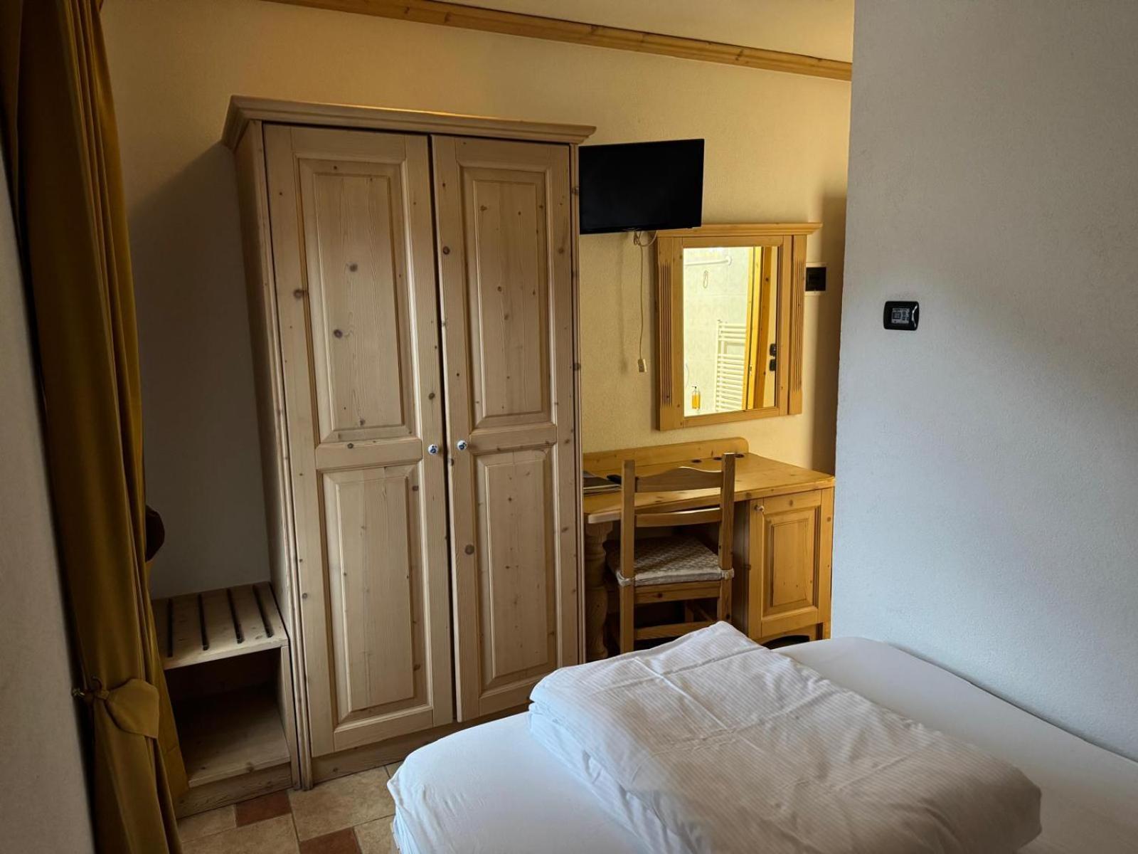 Economy Double Room
