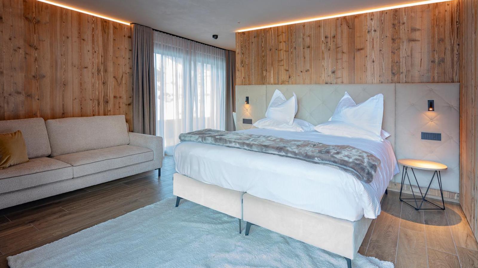Junior Suite Mountain View