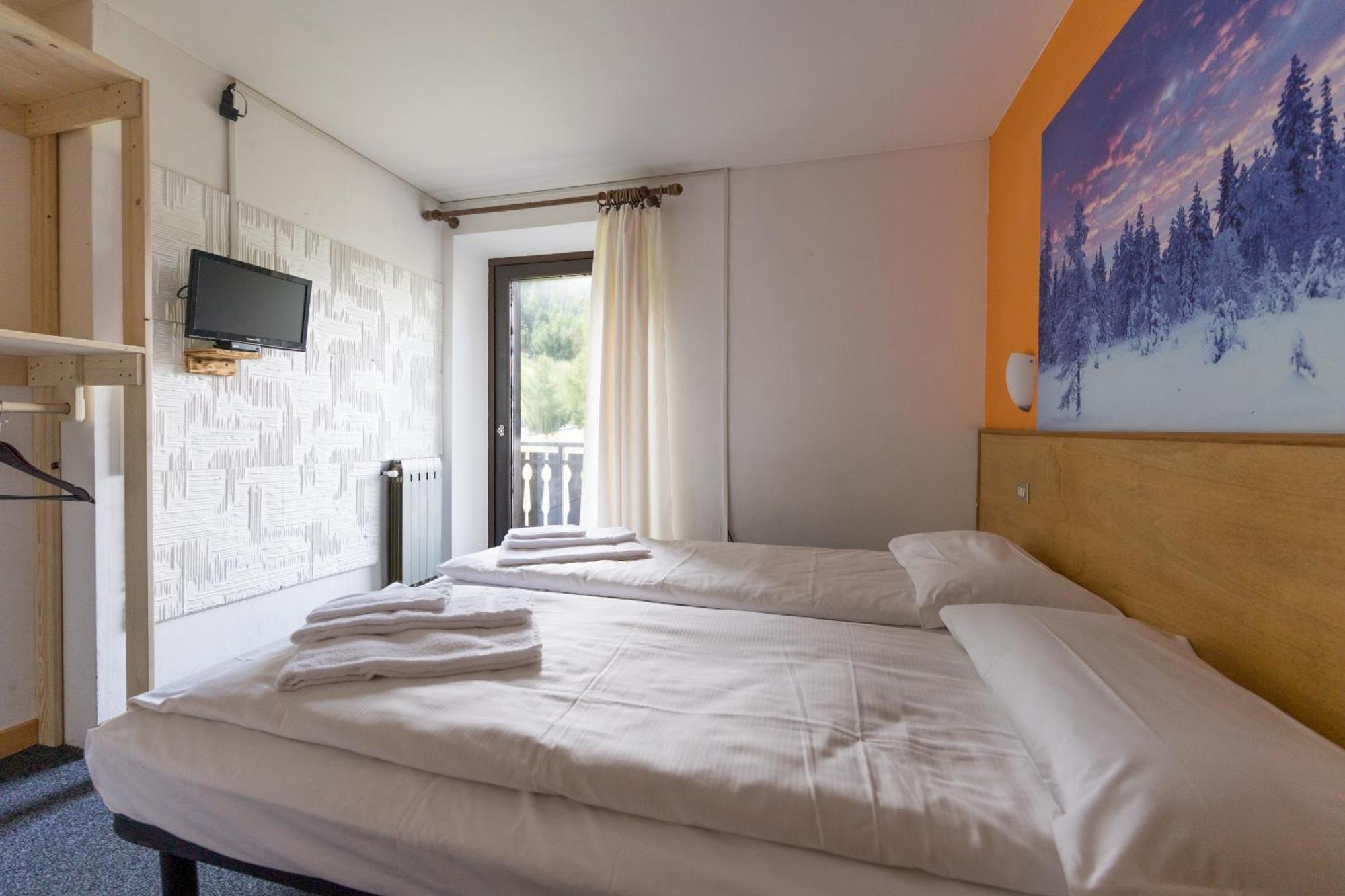 Double or Twin Room Balcony