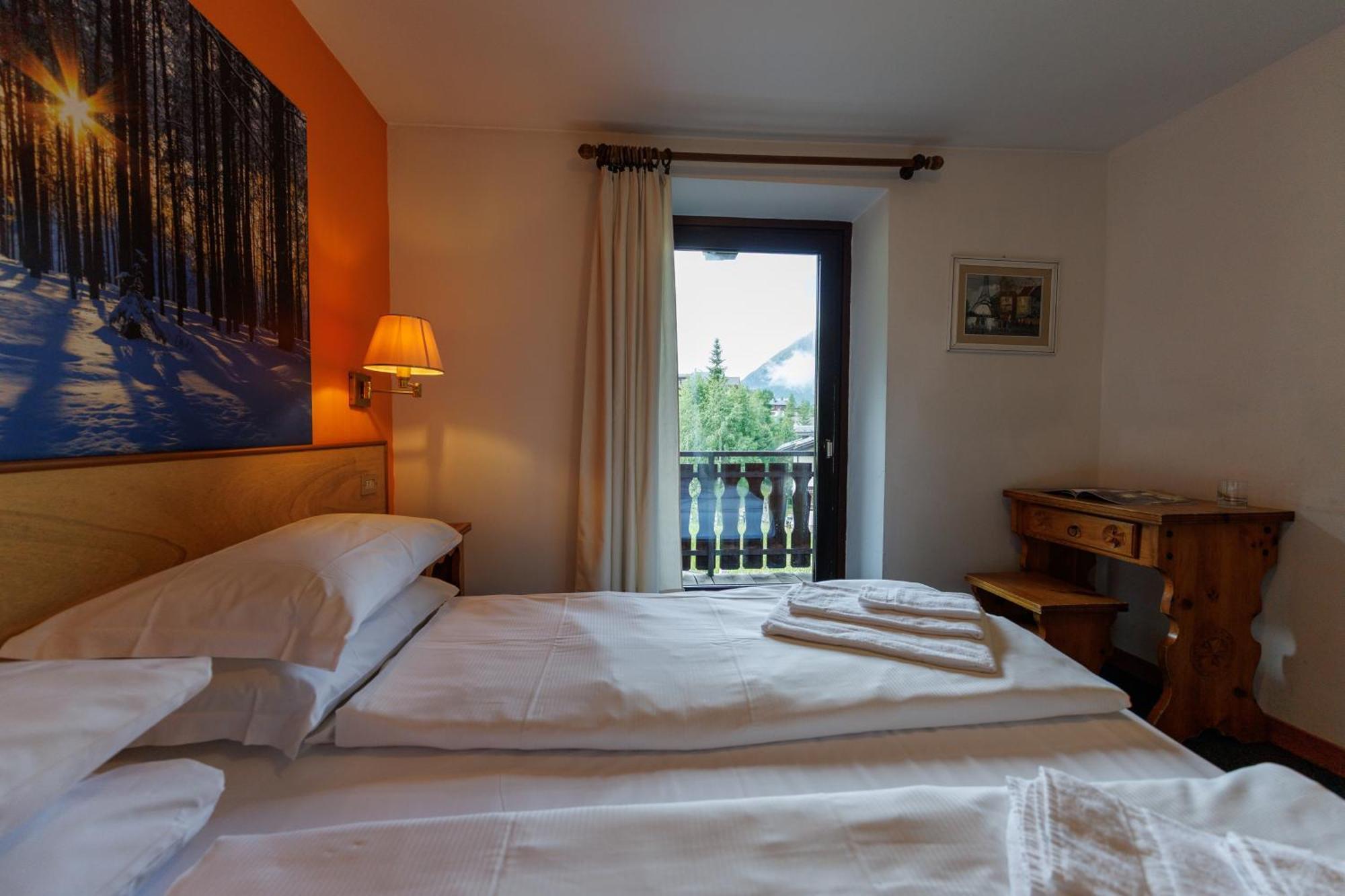 Double or Twin Room Balcony