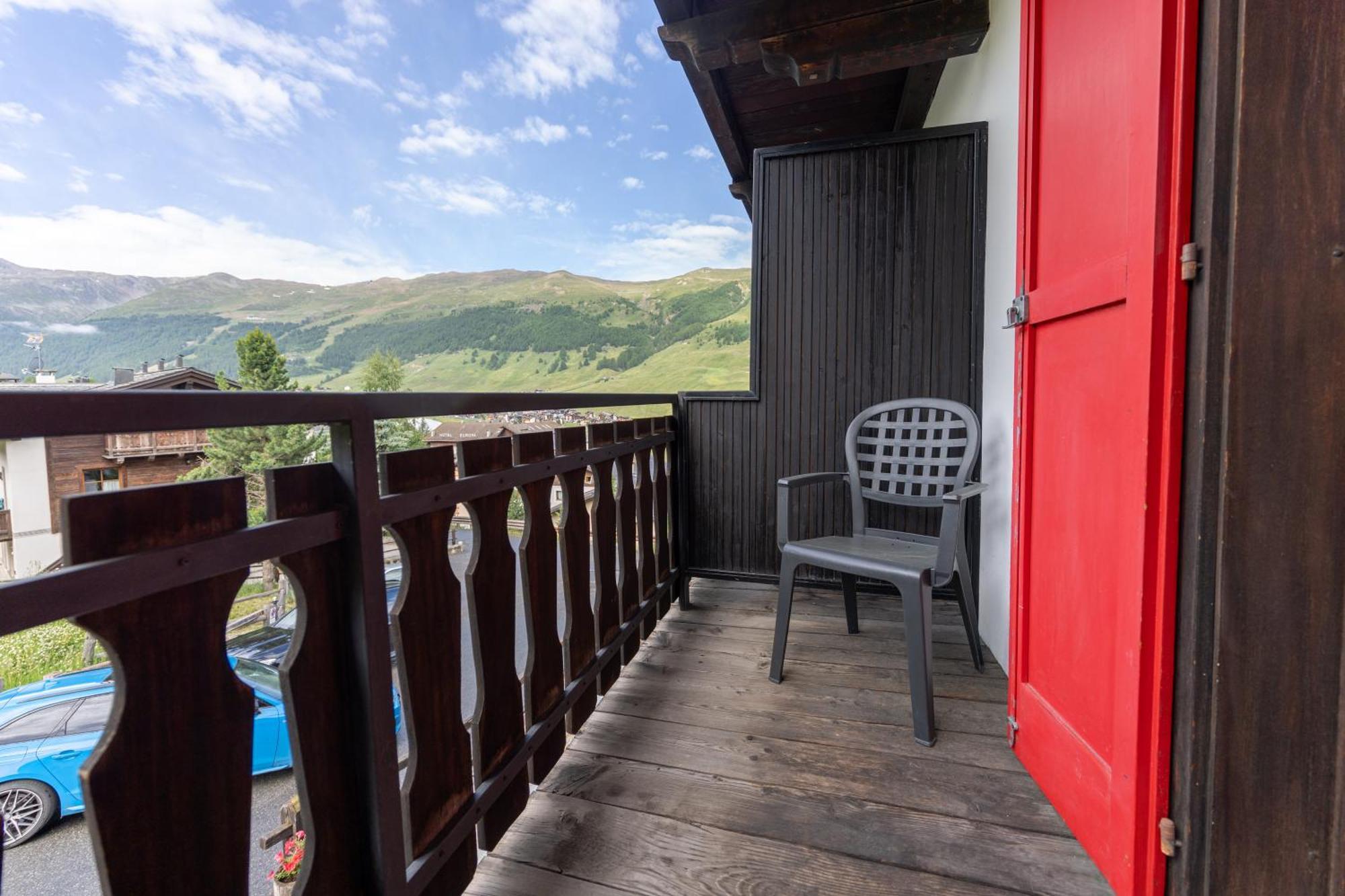 Double or Twin Room Balcony