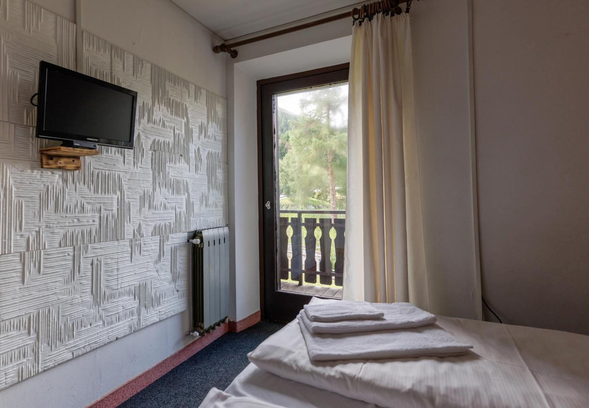 Double or Twin Room Balcony