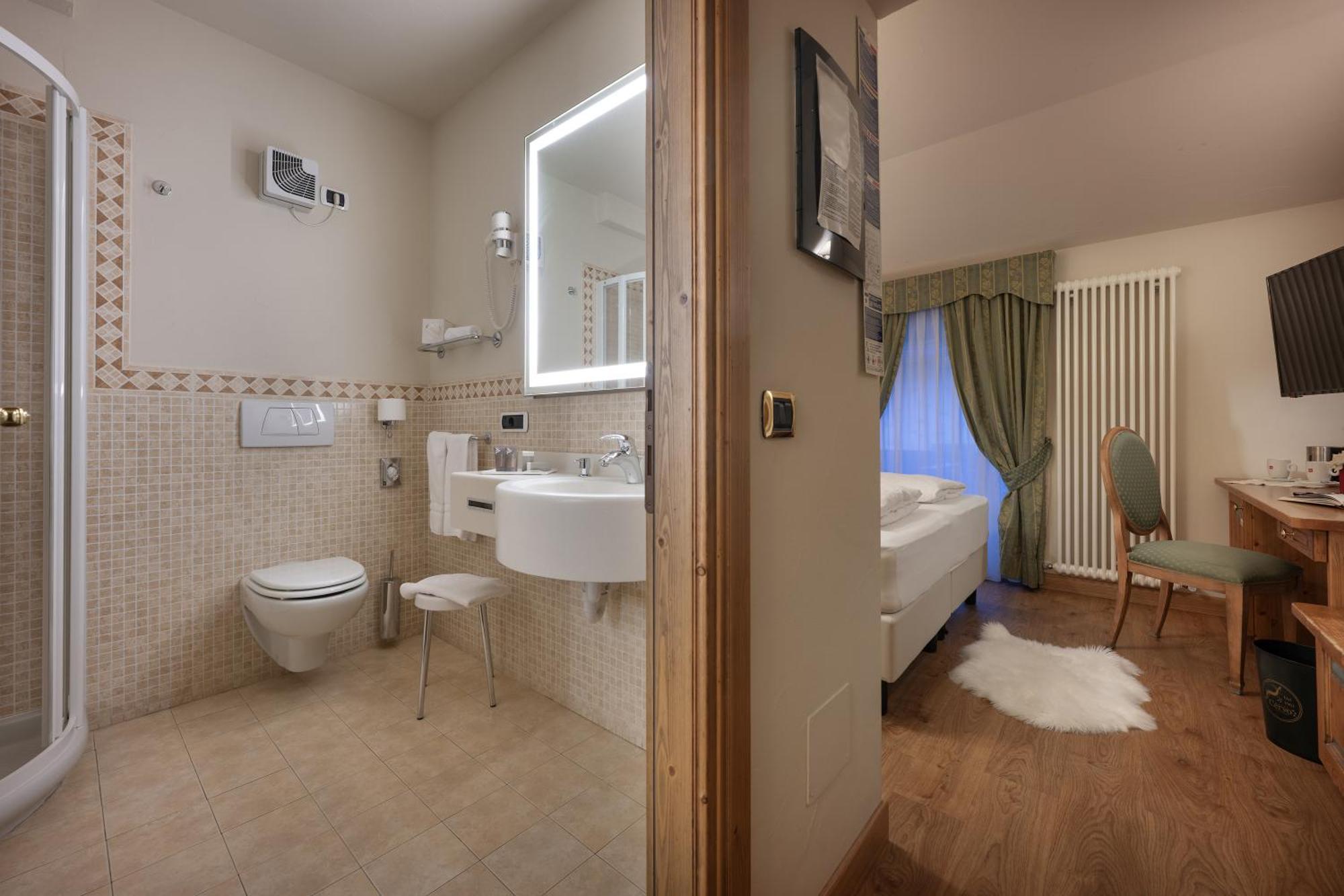Standard Double or Twin Room