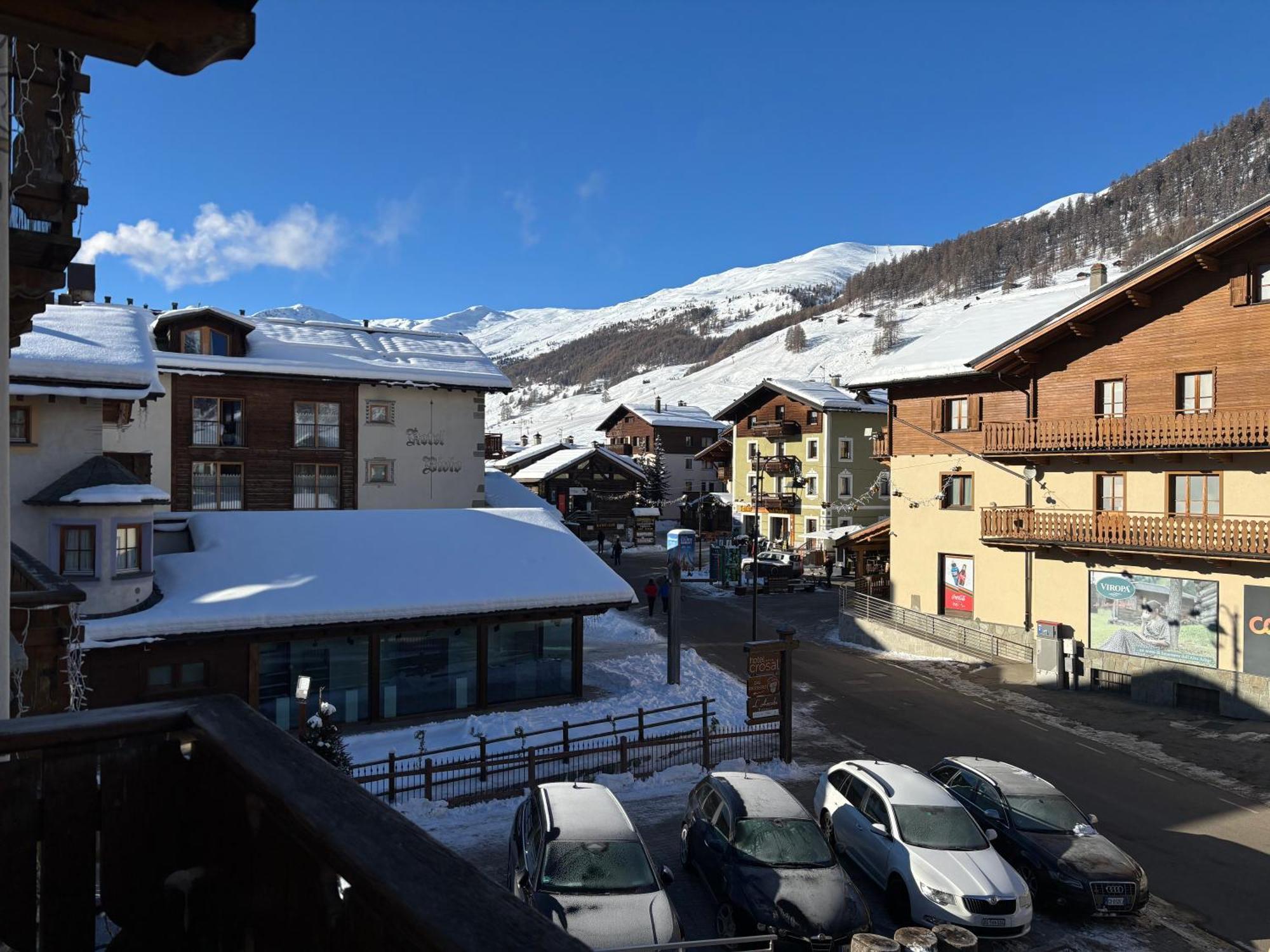 Double or Twin Room Mountain View