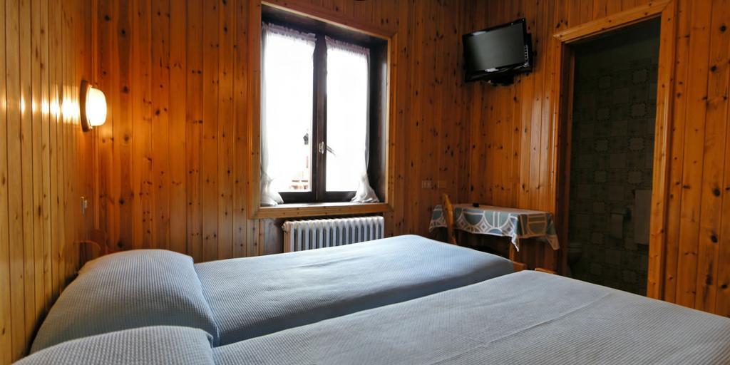 Small Double or Twin Room