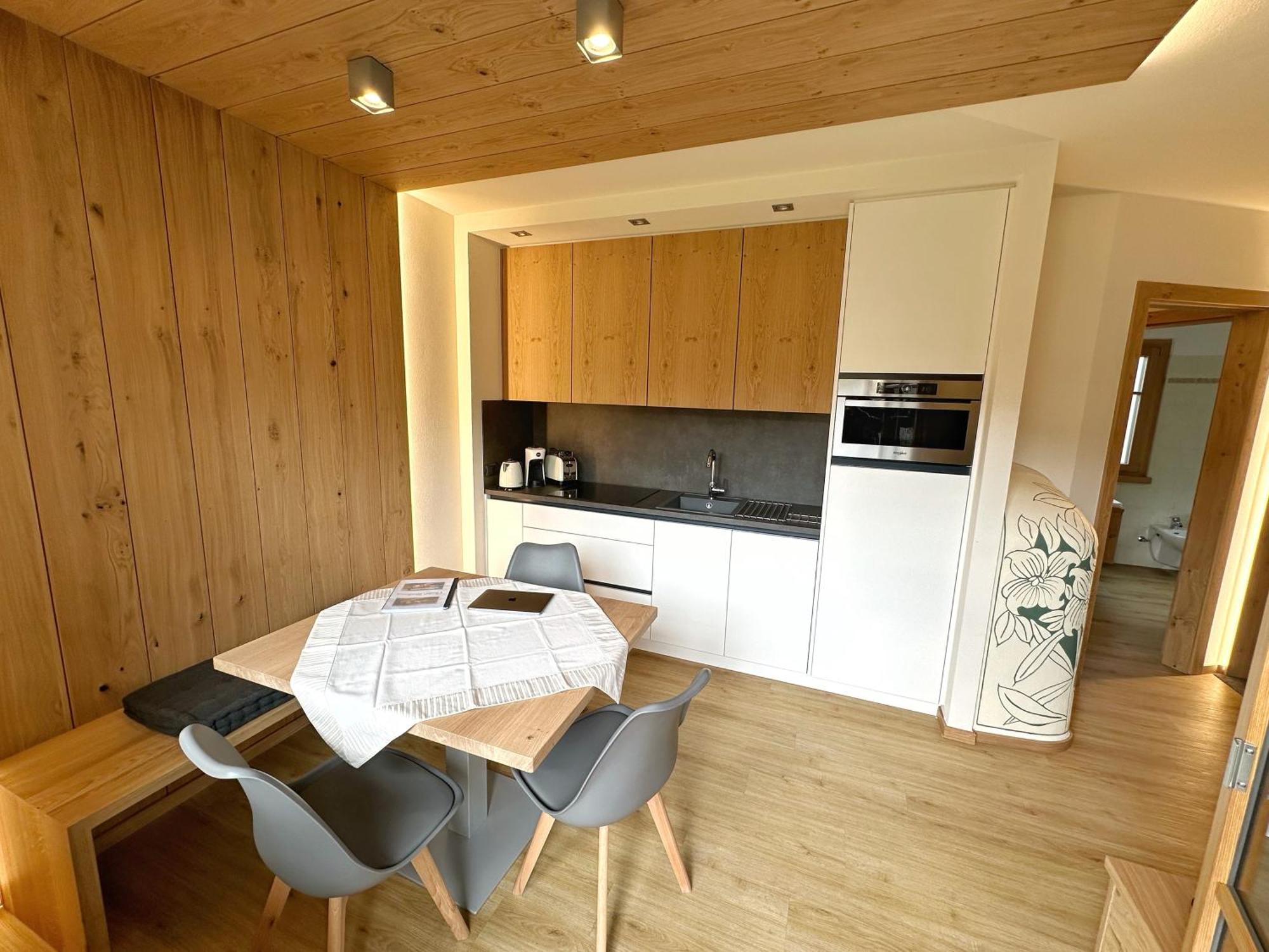 Superior One-Bedroom Apartment Balcony