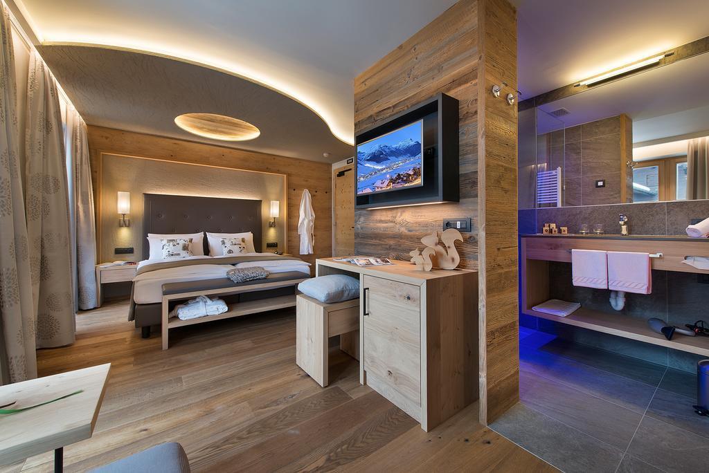 Junior Suite Balcony