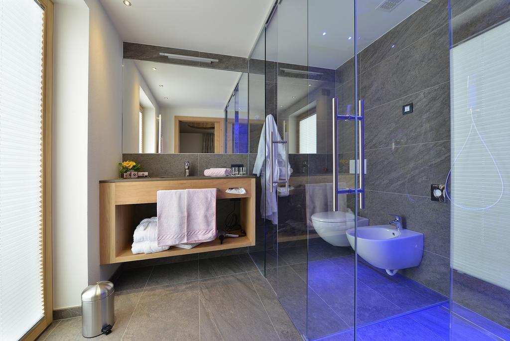 Double or Twin Room Balcony