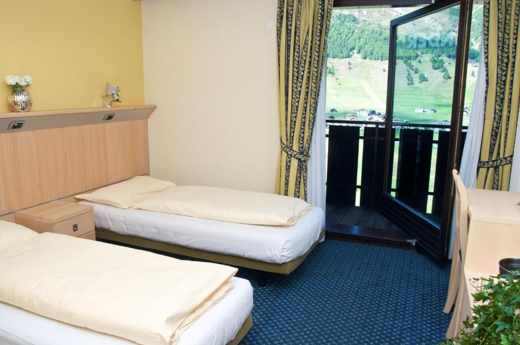 Comfort Double or Twin Room