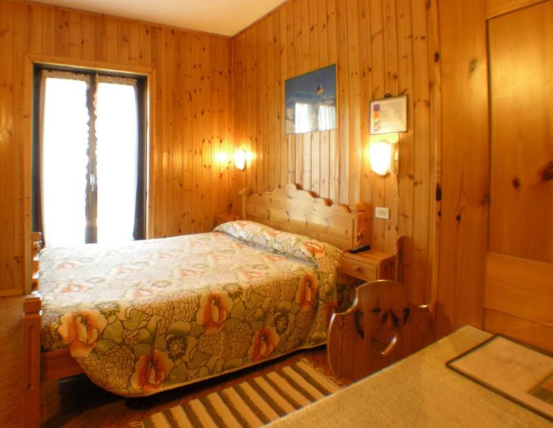 Double or Twin Room Balcony