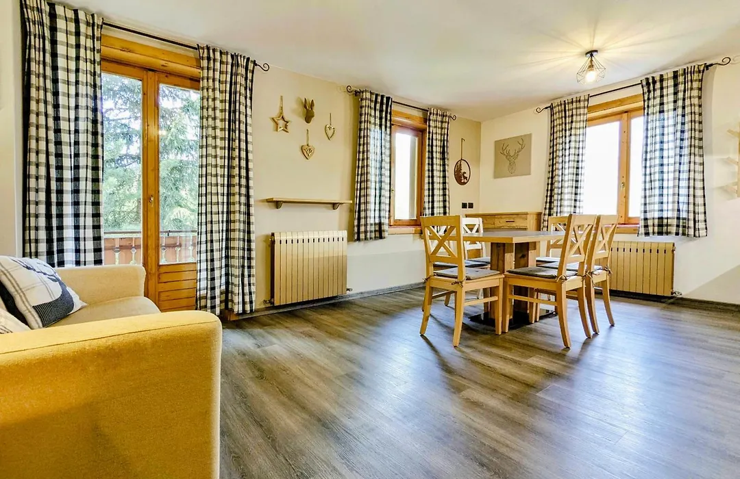 LG Apartment Livigno - Modern alpine comfort-1