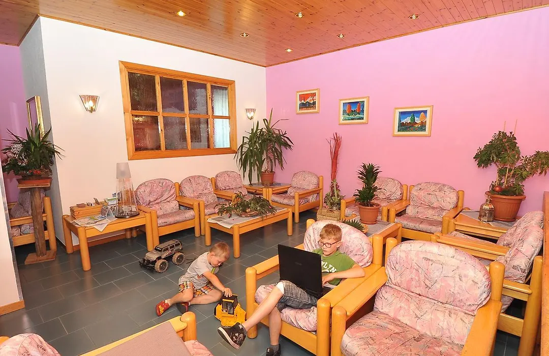 Hotel Croce Bianca-1