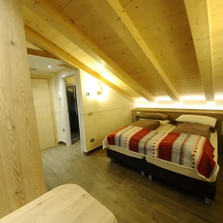 Alpen Flower By Livigno Accomodation-3