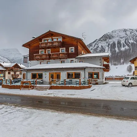 Albergo Caravasc-3