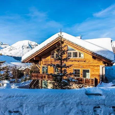 Chalet Snowflake-2